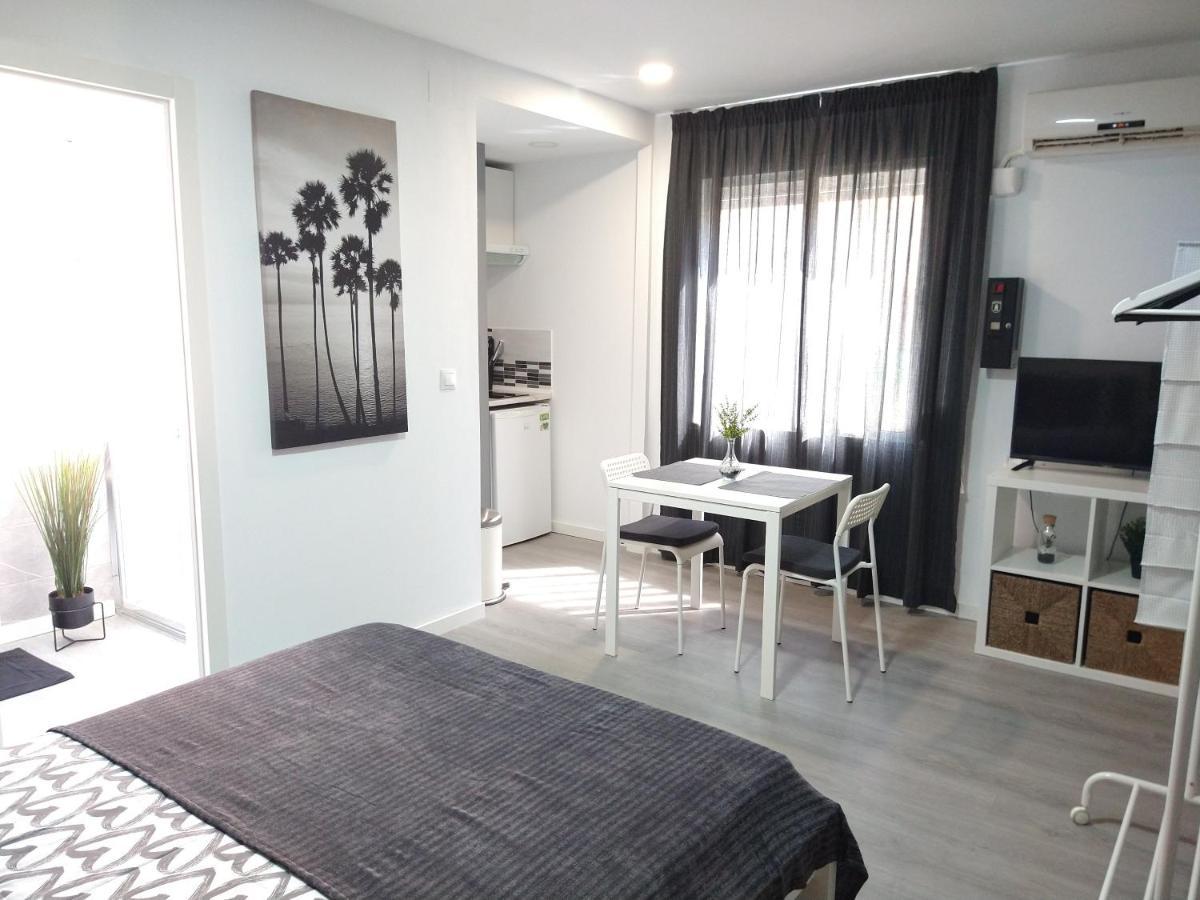 Comfort & Beauty Studio Τορρεμολίνος Εξωτερικό φωτογραφία